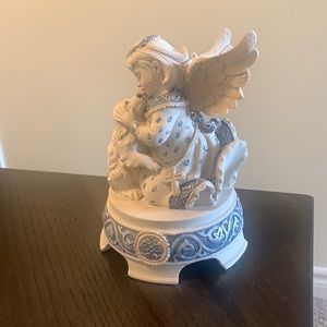 Musical Sarah’s Angels Figurine
